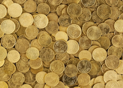 High-Yield Savings vs. High-Yield Checking: What’s the Difference and Which Is Better?