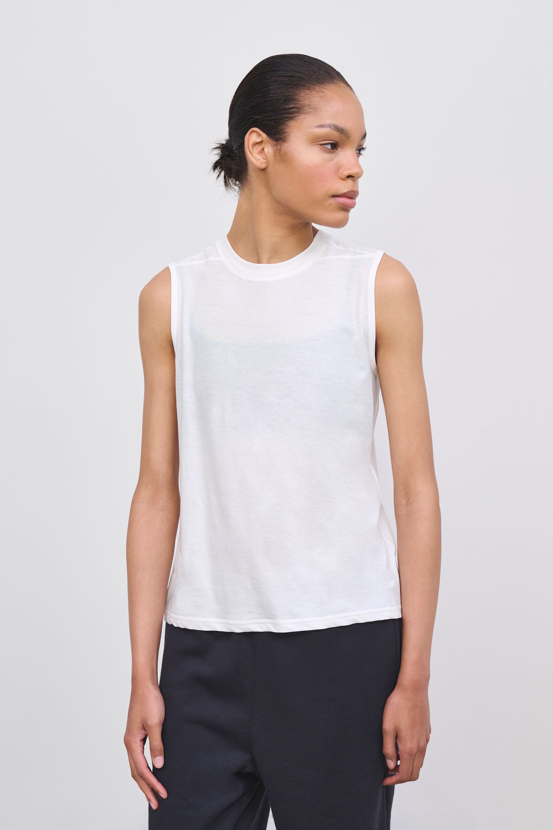 JOAN TWIST TANK | Literary Sport