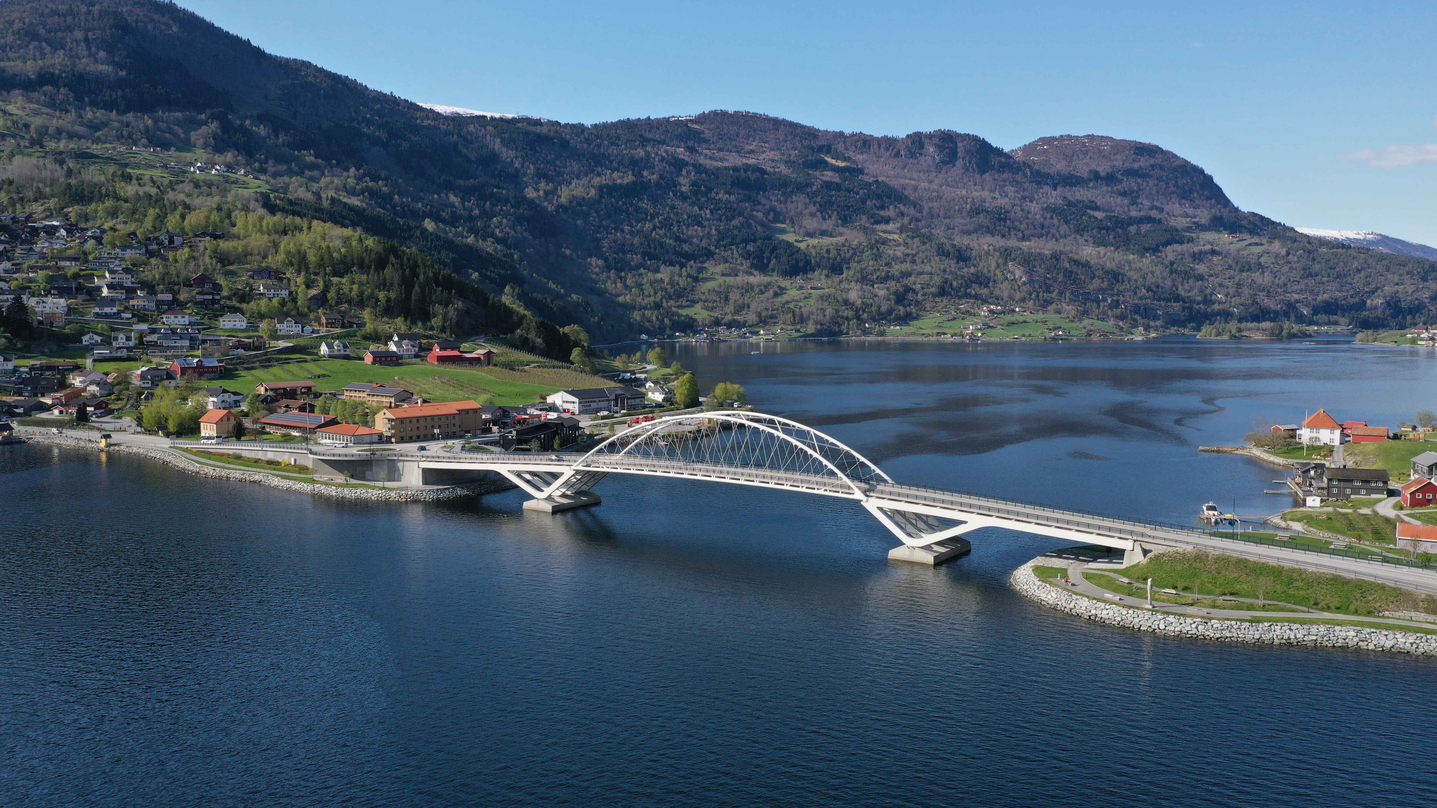 Aerial view of Loftesnesbrui with view towards Sogndal.