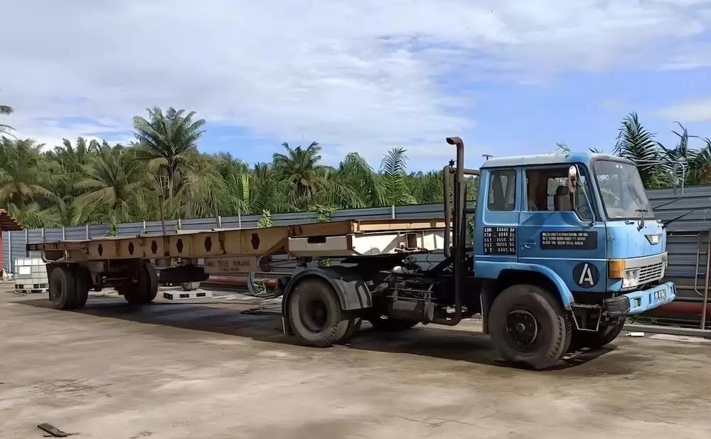 Pole Trailer