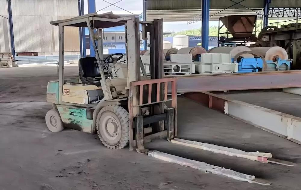 Forklift