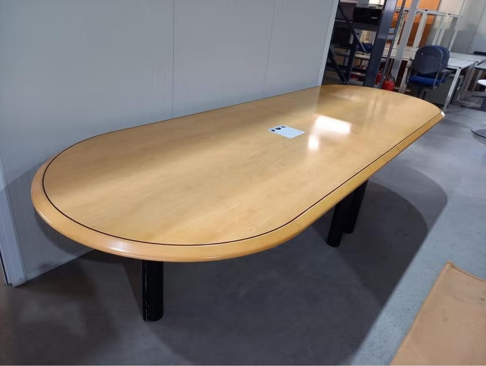 Vergadertafel/eettafel, foto 2