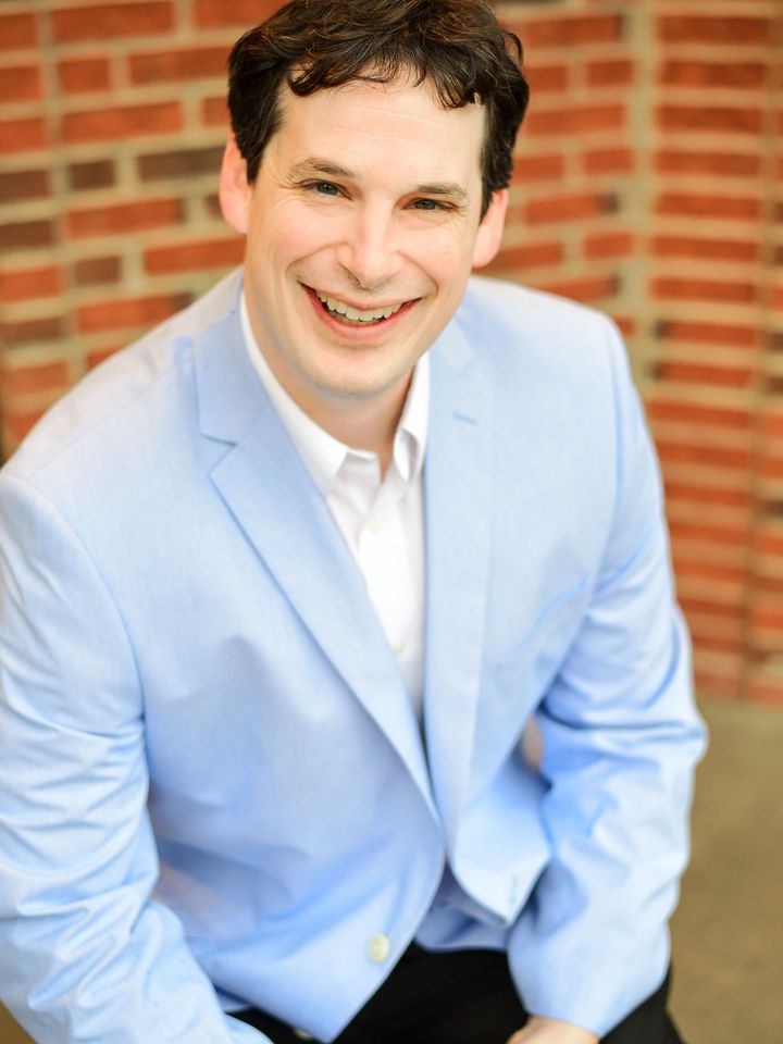 Shaun J Adams headshot