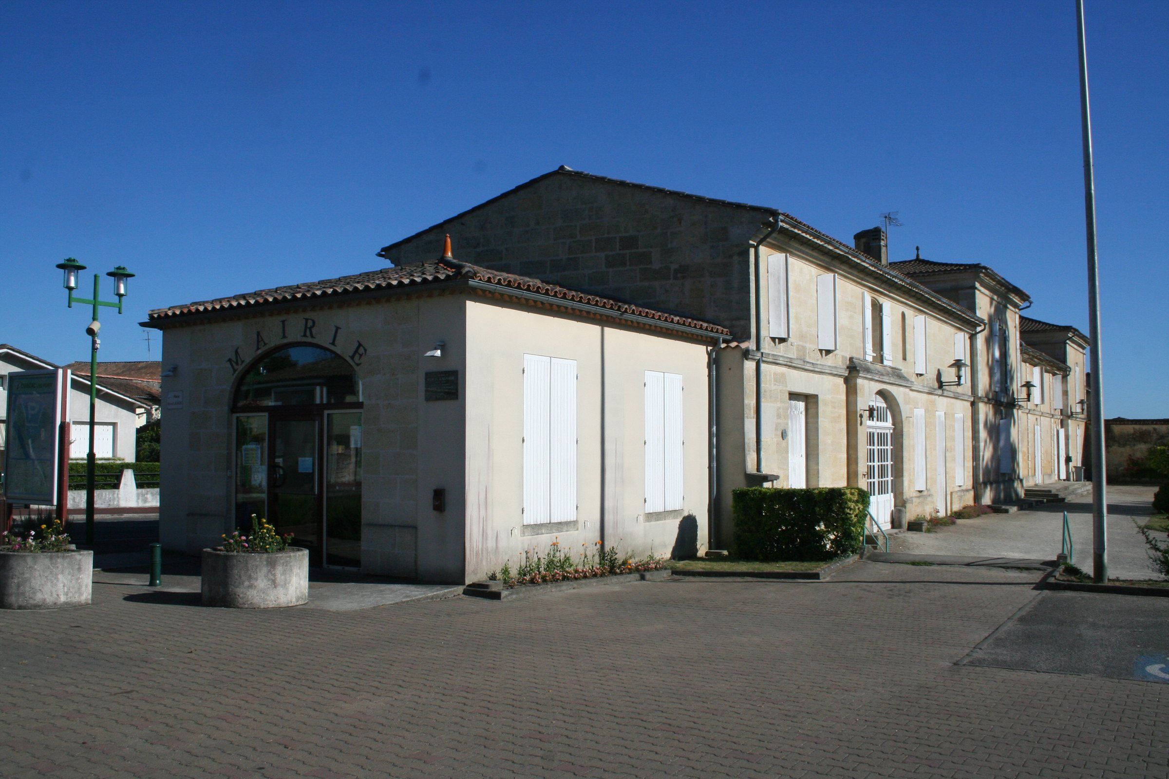 La mairie de Cubzac-les-Ponts