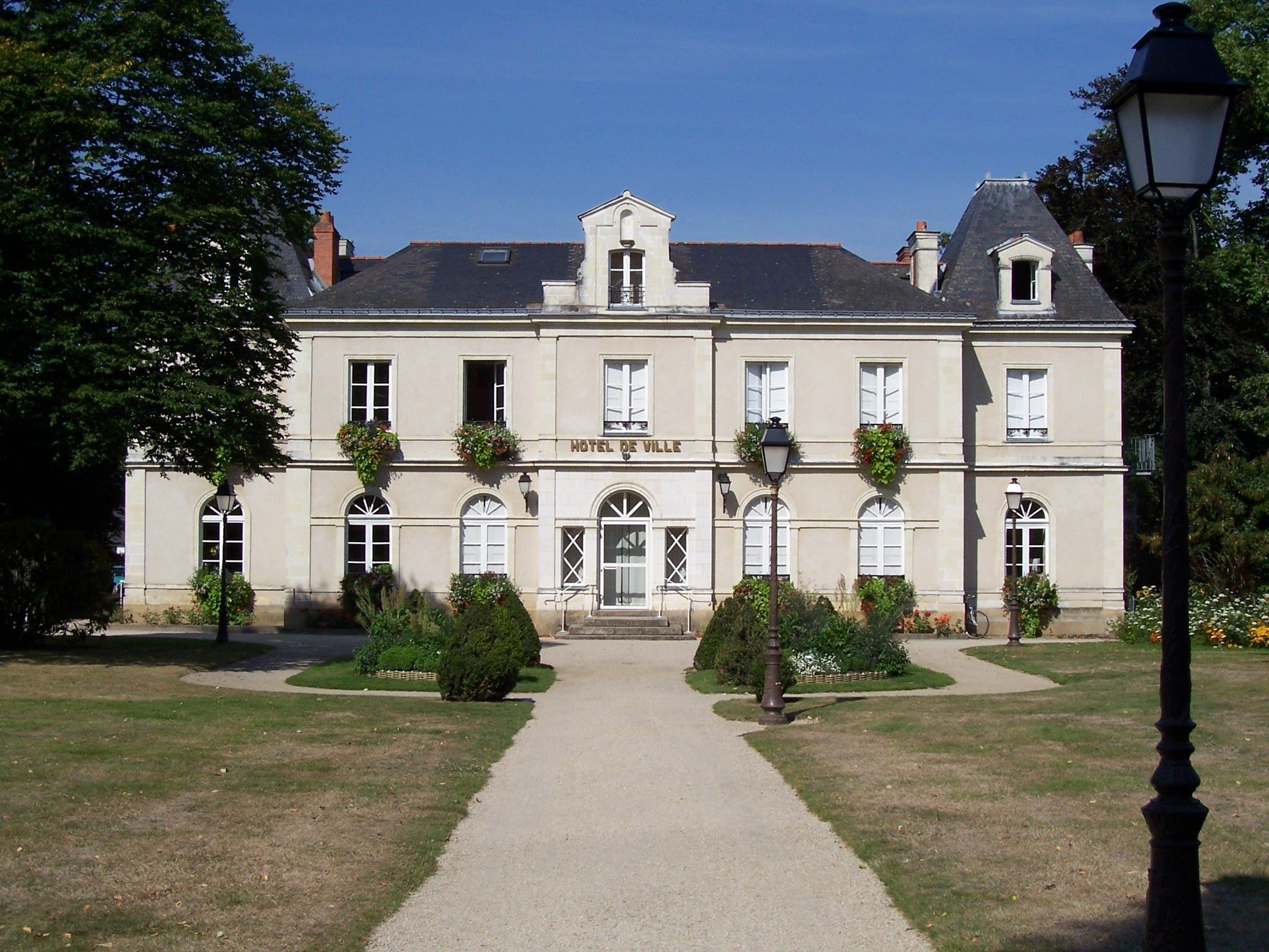 La mairie de La Chapelle-sur-Erdre