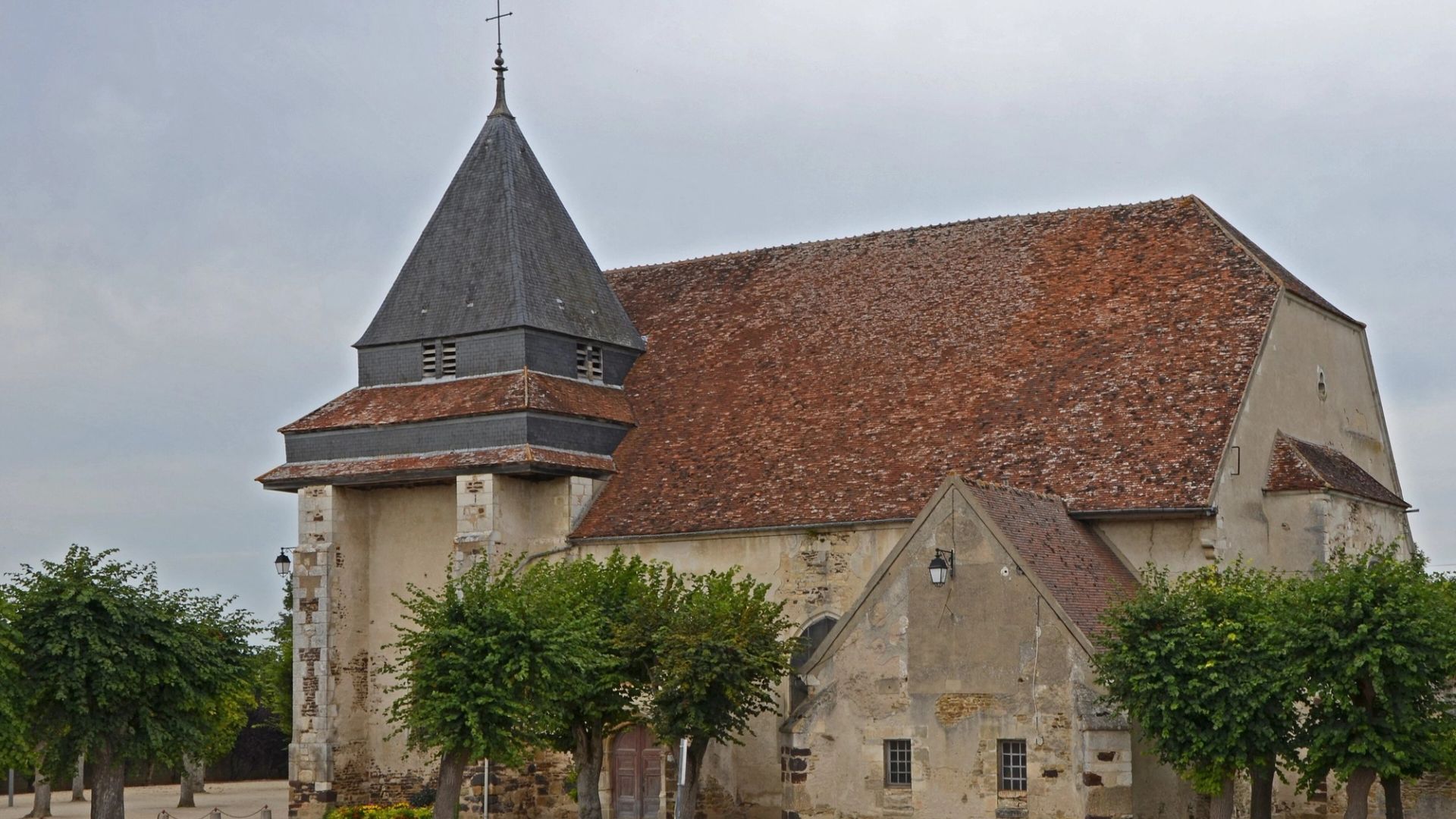 L’église de Héry