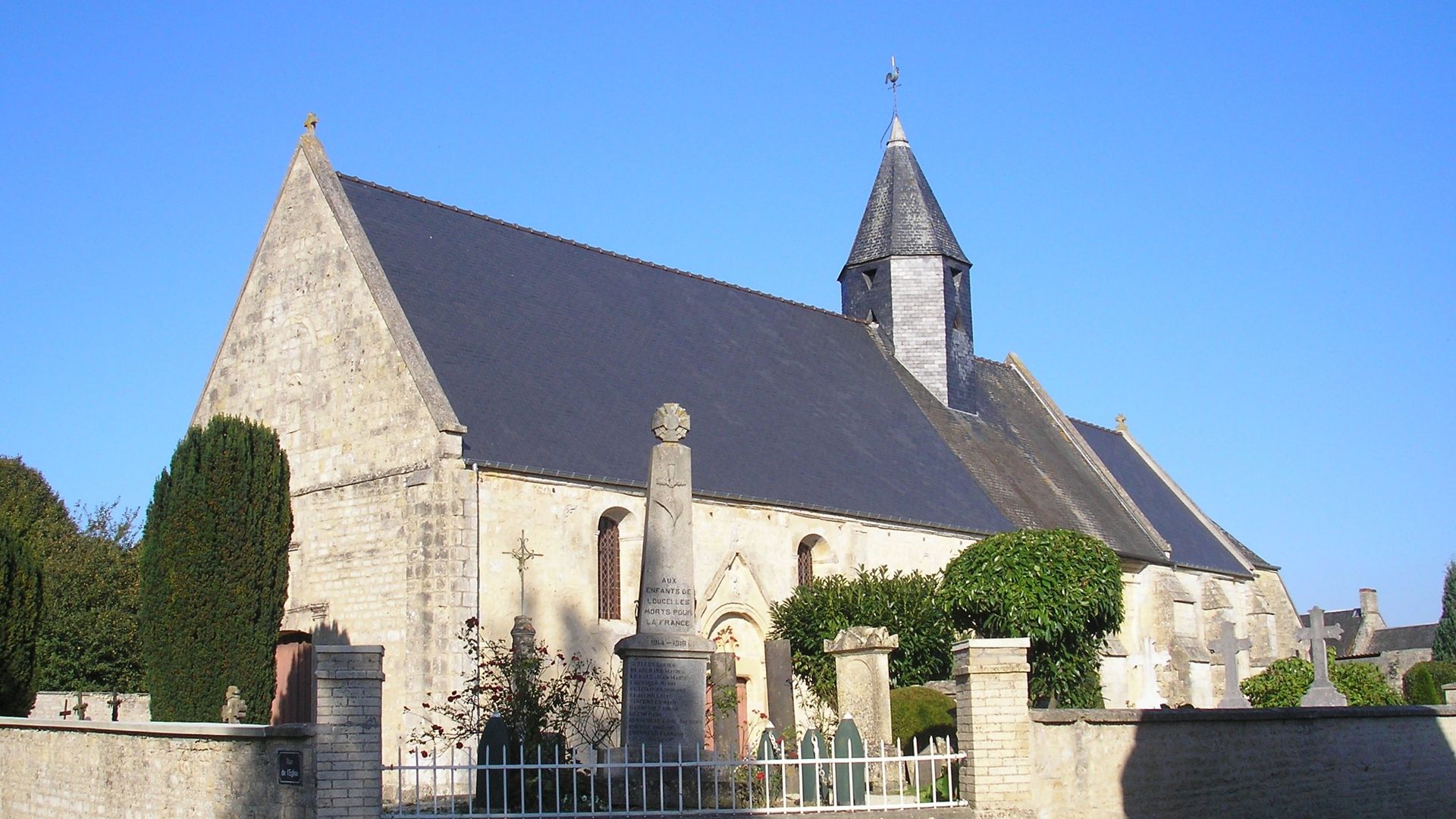 L’église de Loucelles