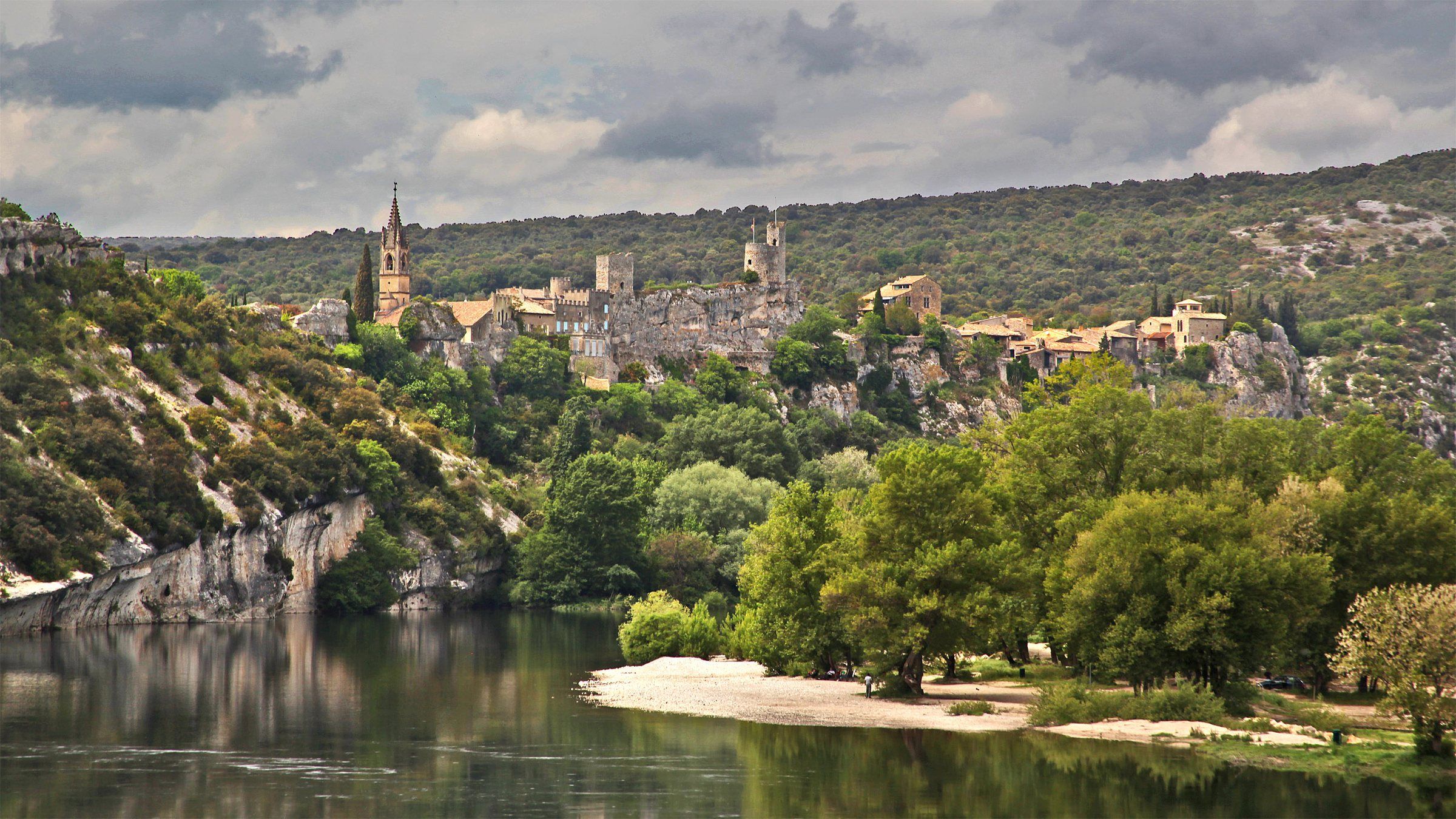 Vue d’Aiguèze