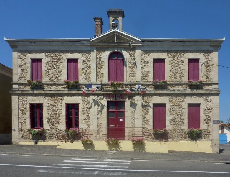 La mairie de Souprosse
