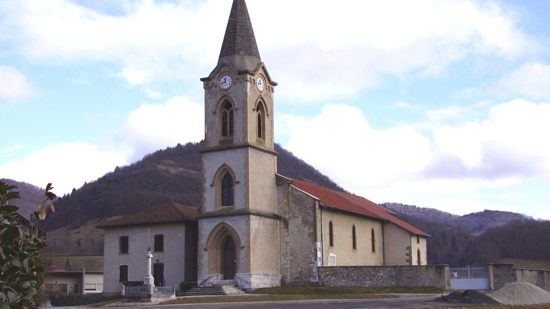 L’église de Saint-Nicolas-de-Macherin