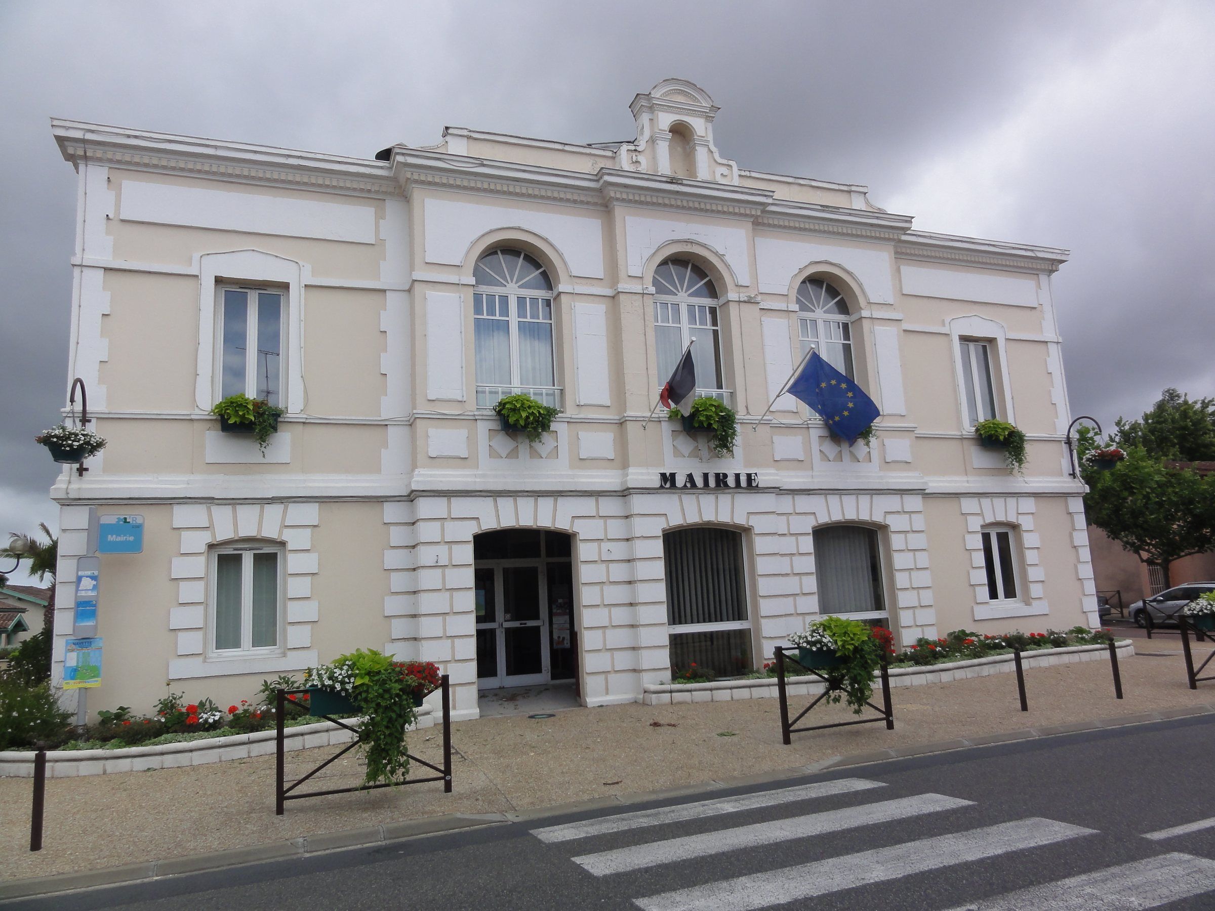 La mairie de Tosse
