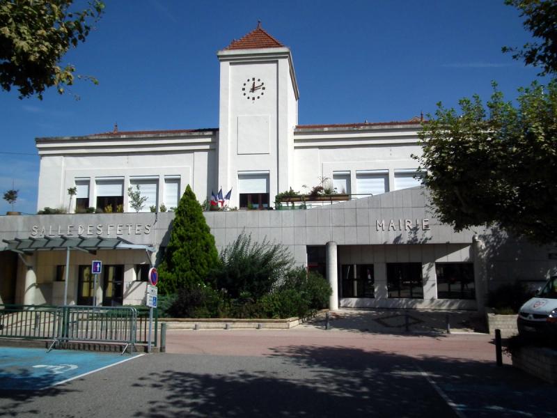 La mairie de Sarras