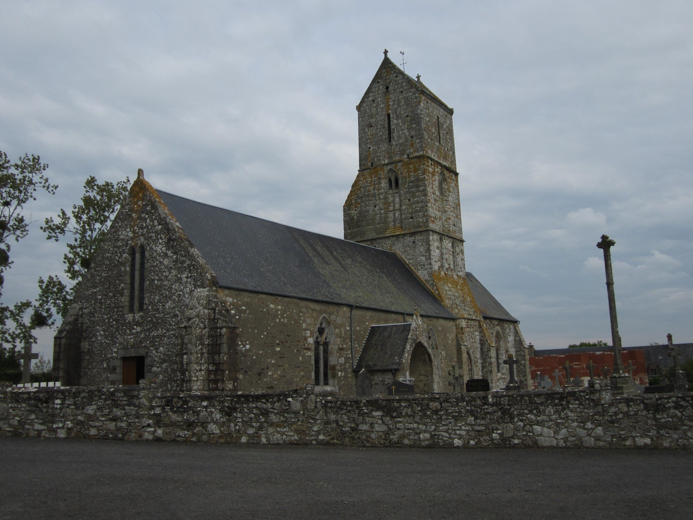 L’église de Dragey-Ronthon