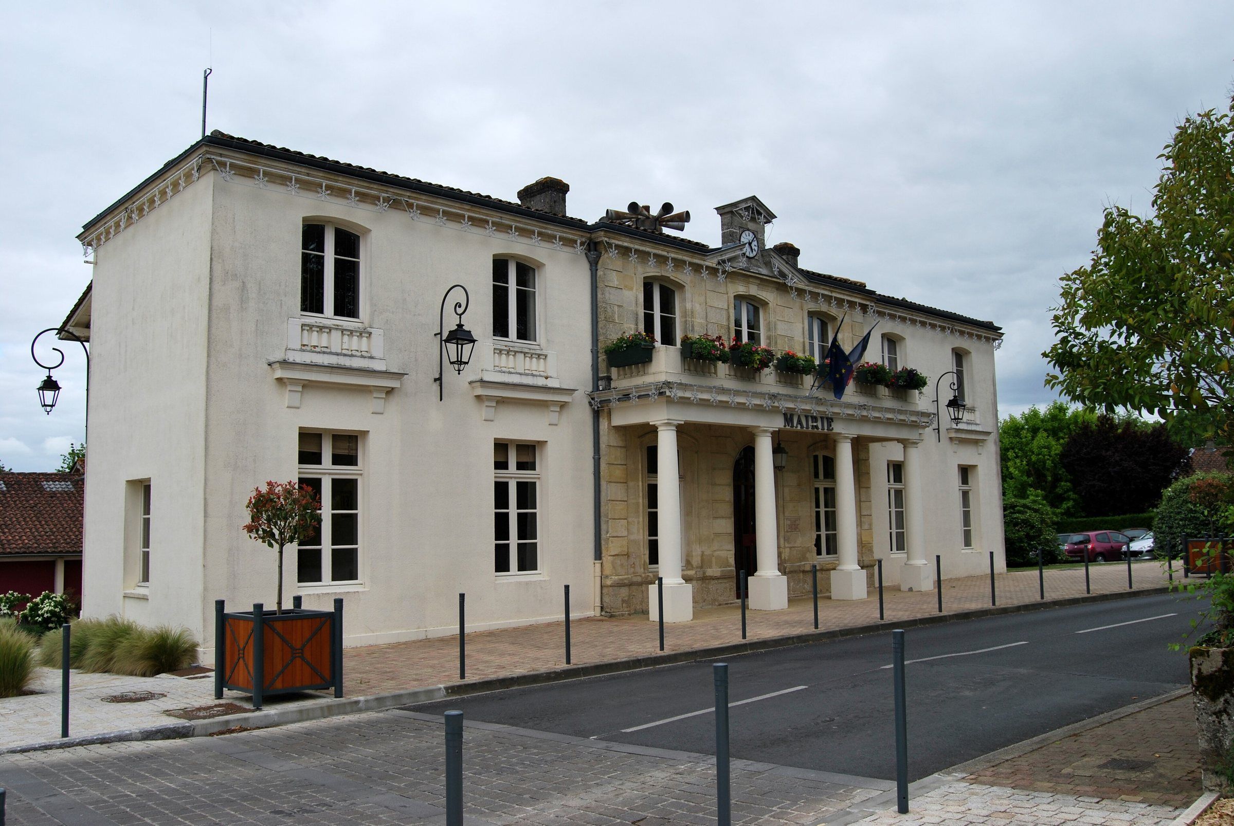La mairie d’Yvrac