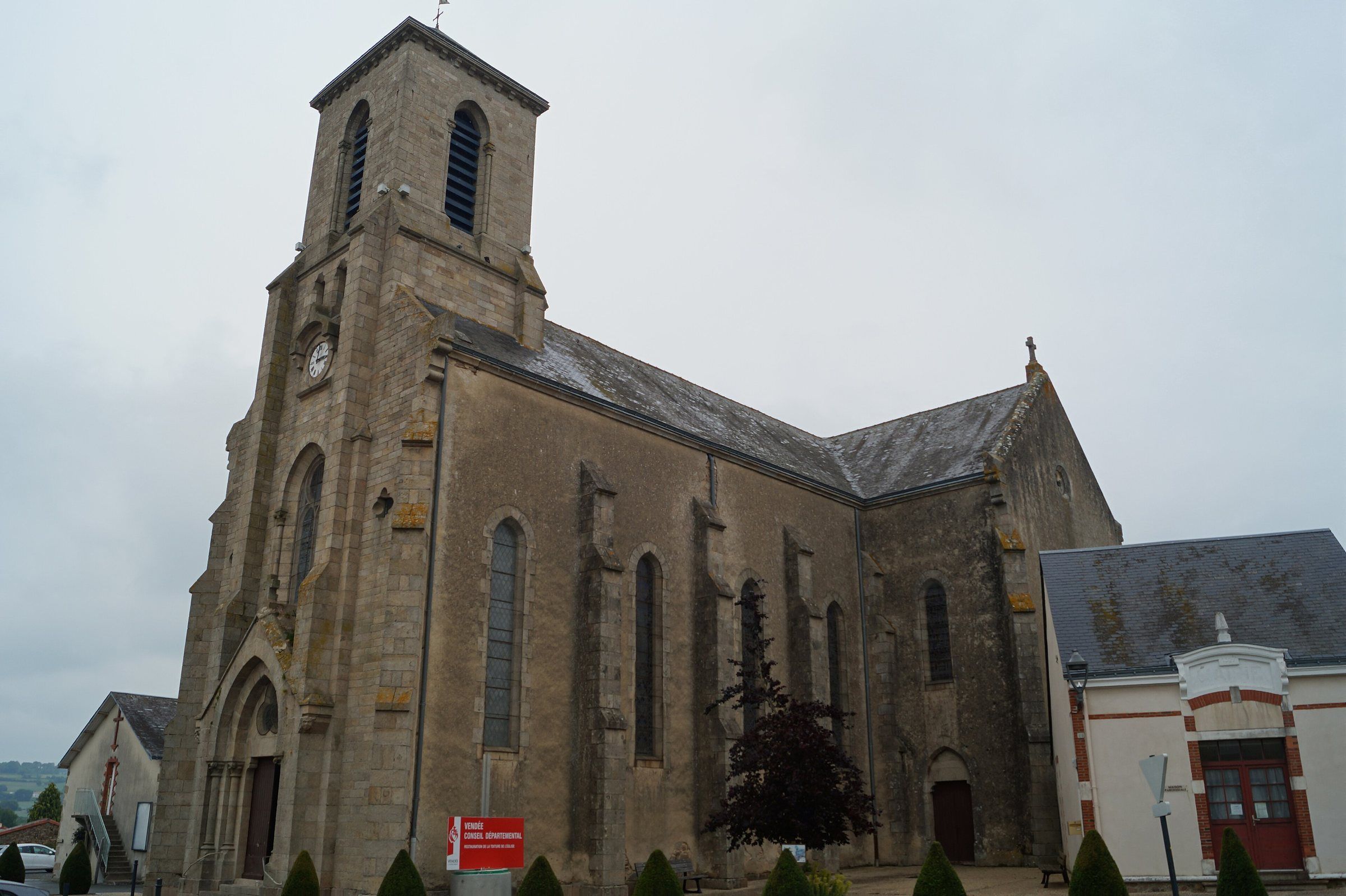 L’église de Saint-Mars-la-Réorthe