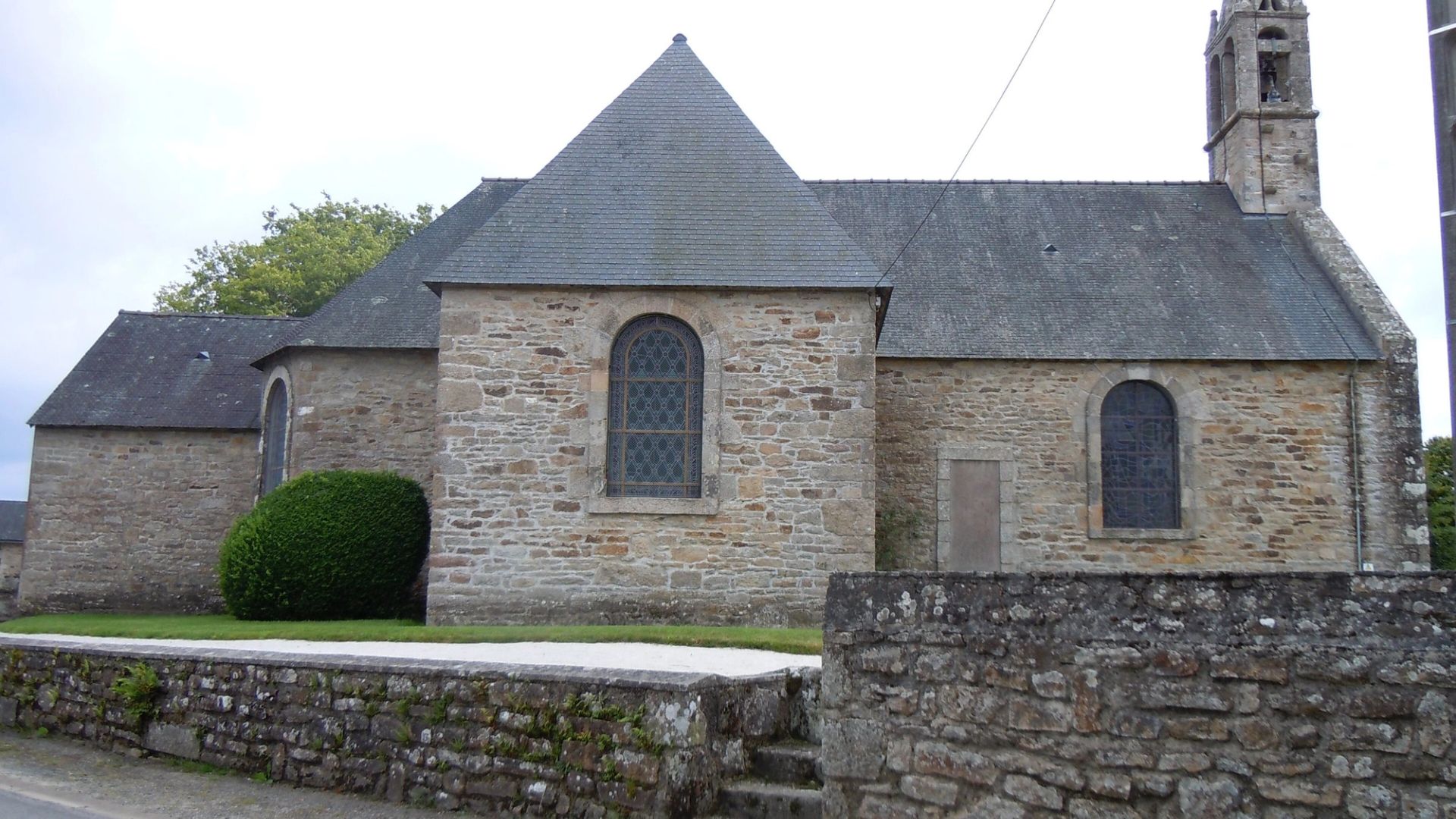 L’église de Baye