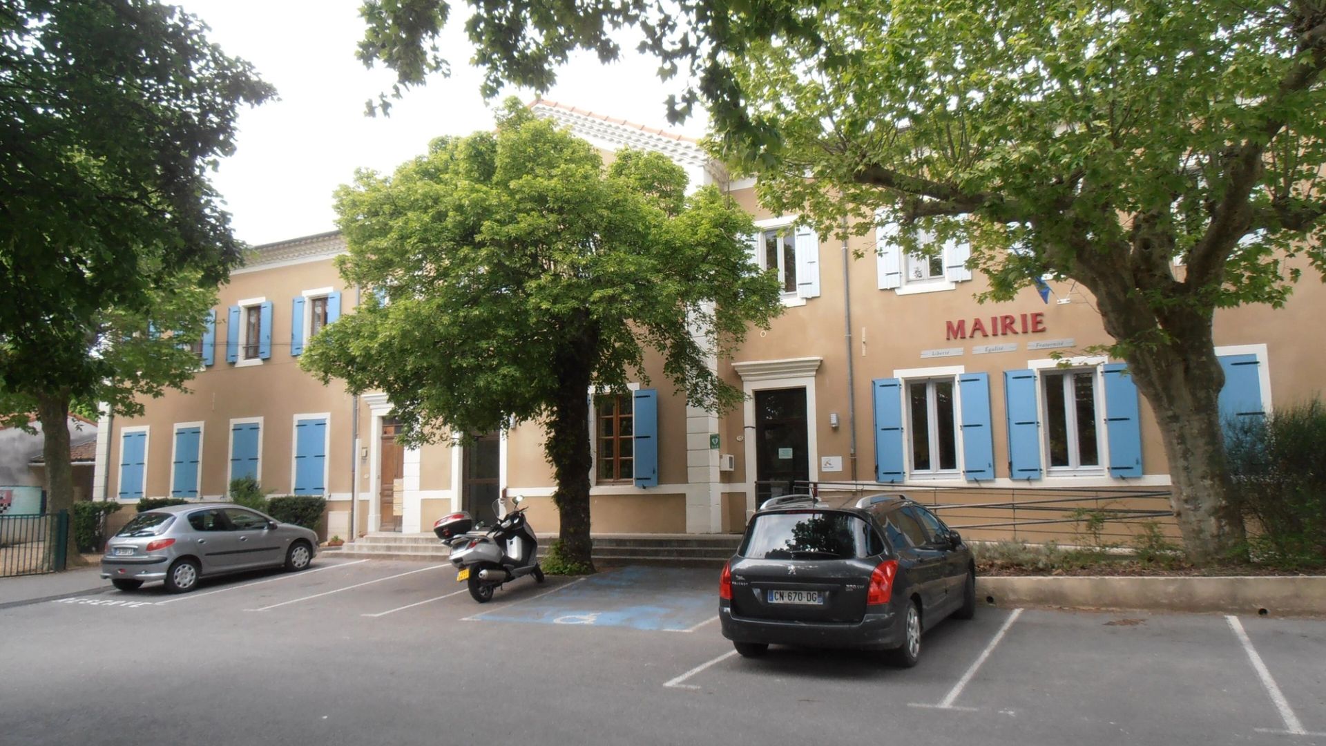 La mairie de Salavas