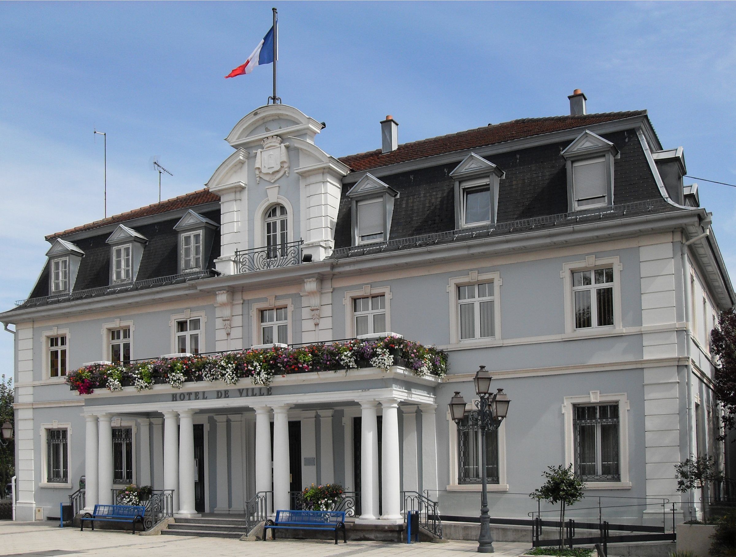 La mairie de Cernay