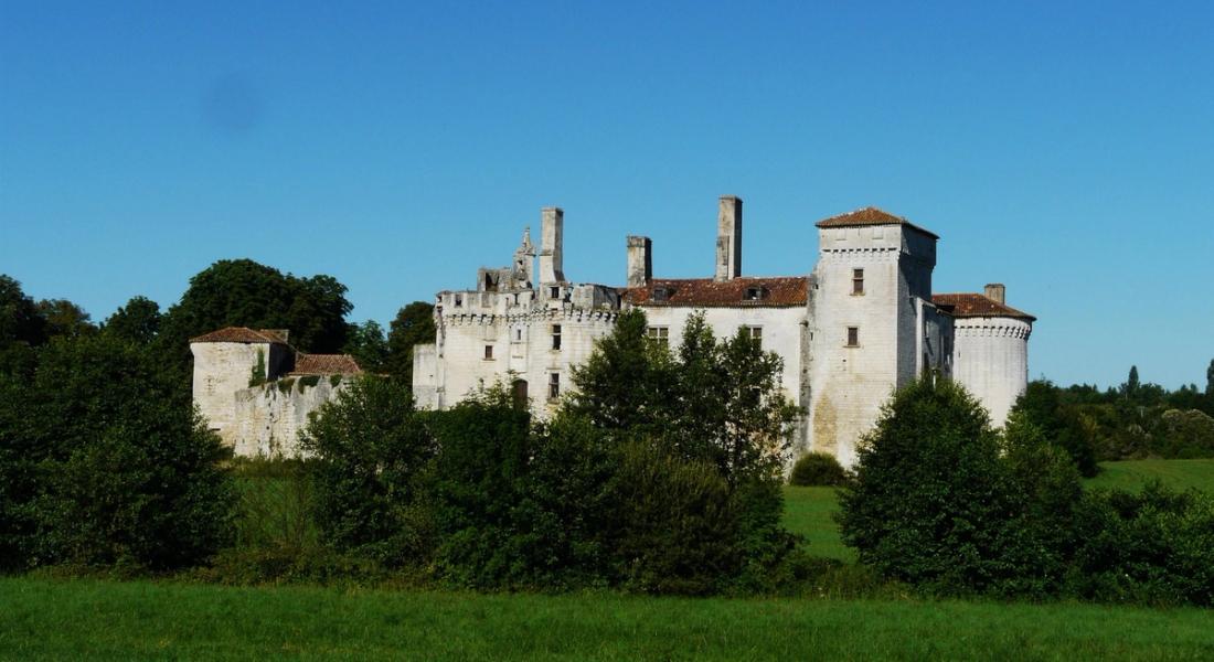 Le château de Mareuil en Périgord