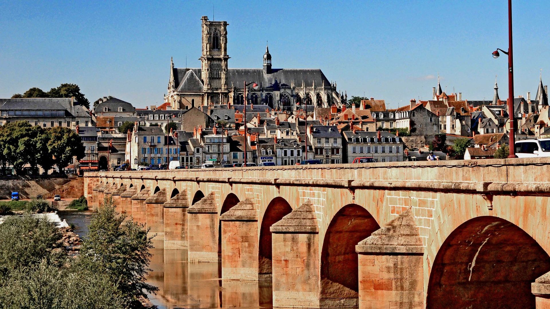 Vue de Nevers