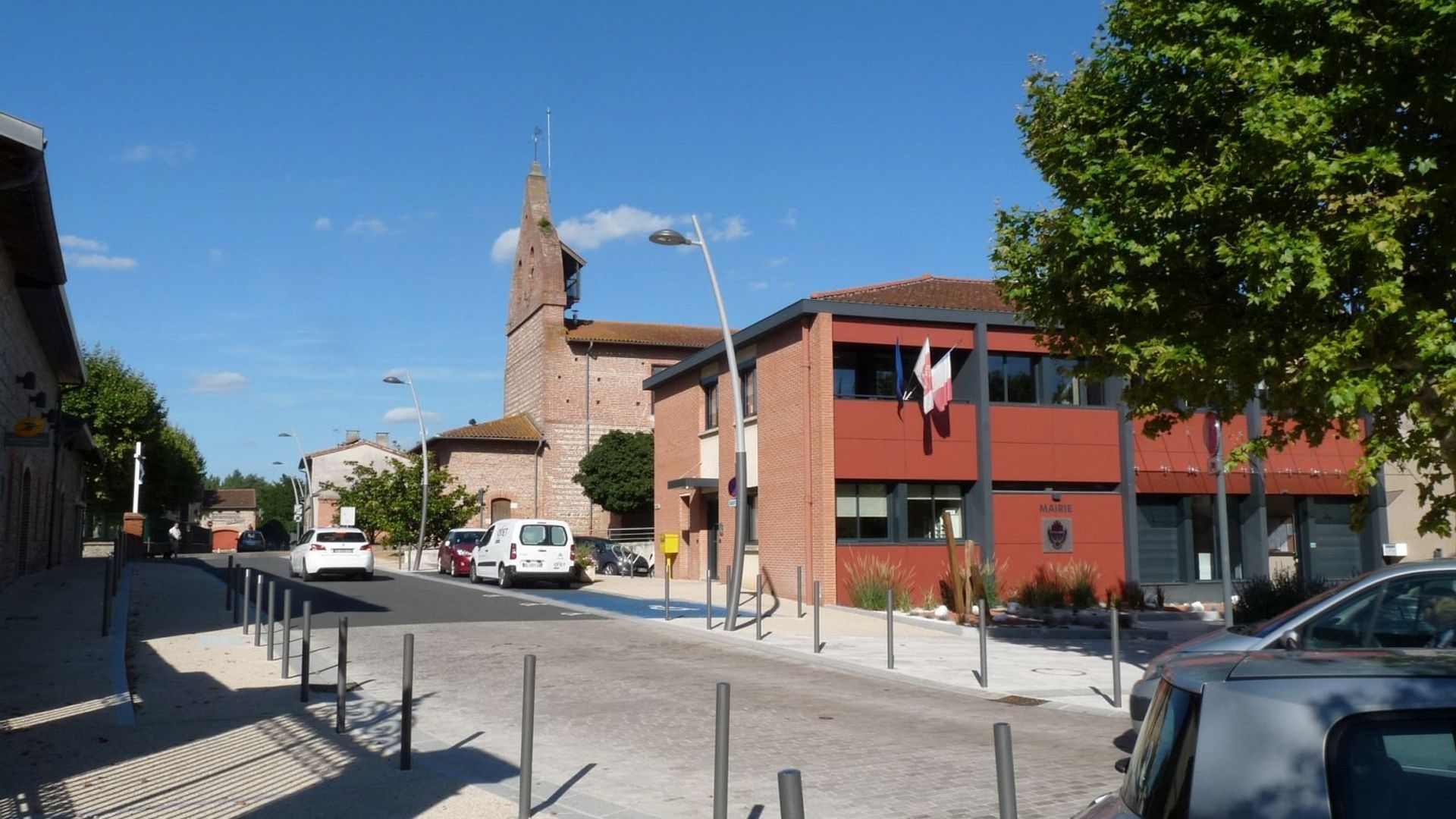 La mairie de Roques