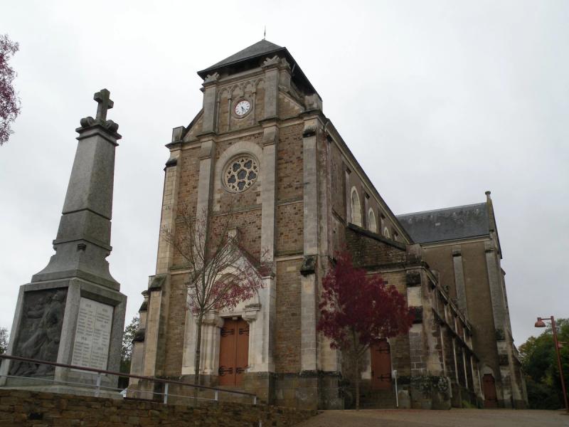L’église de Montbert