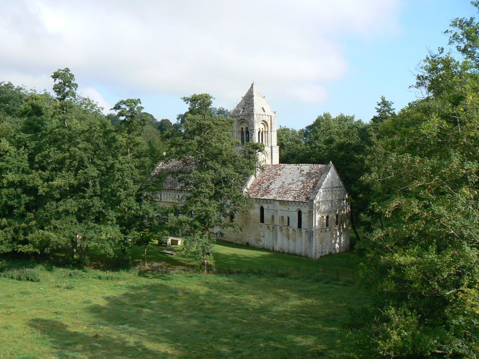 L’église de Thaon