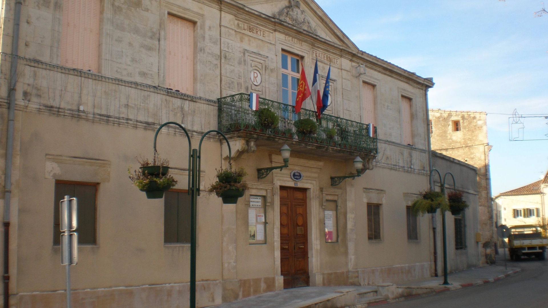 La mairie de Redessan