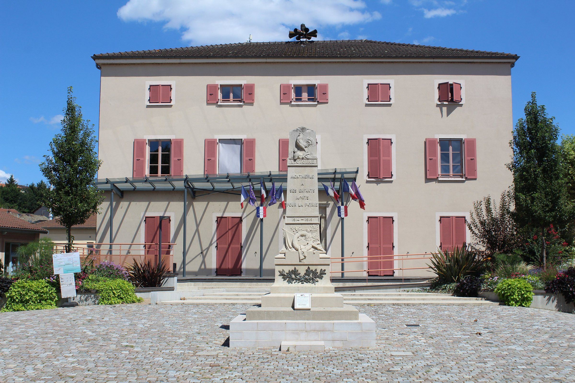 La mairie de Montmerle-sur-Saône