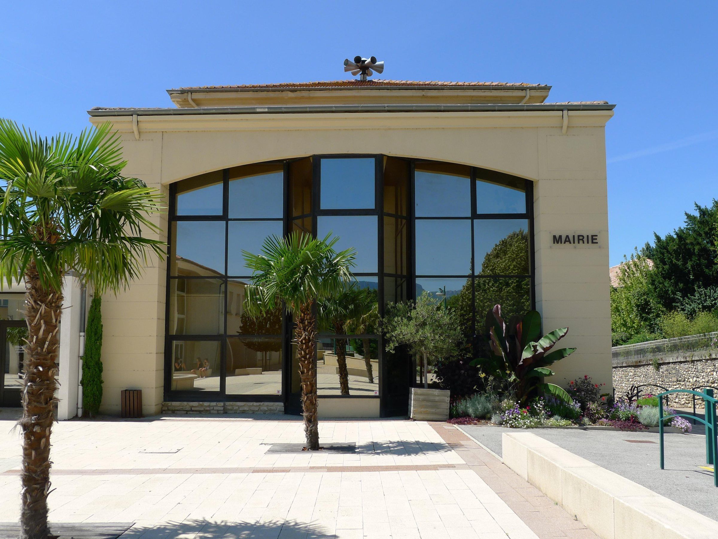 La mairie de Montélier