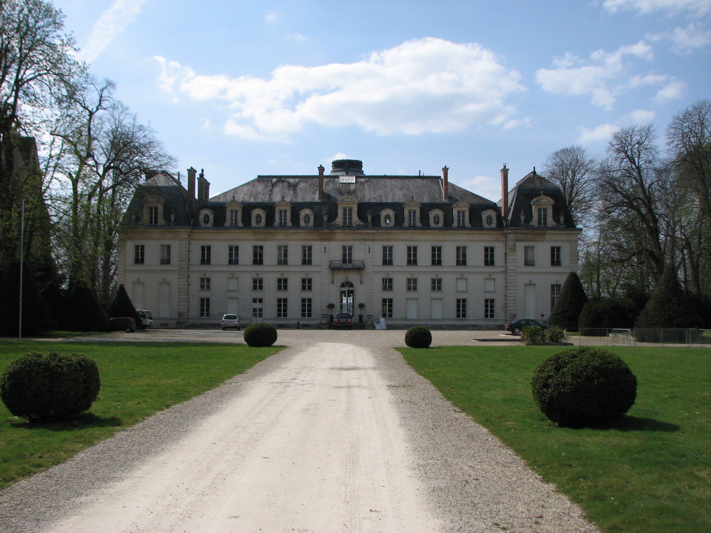 Le château de Vaux-le-Pénil