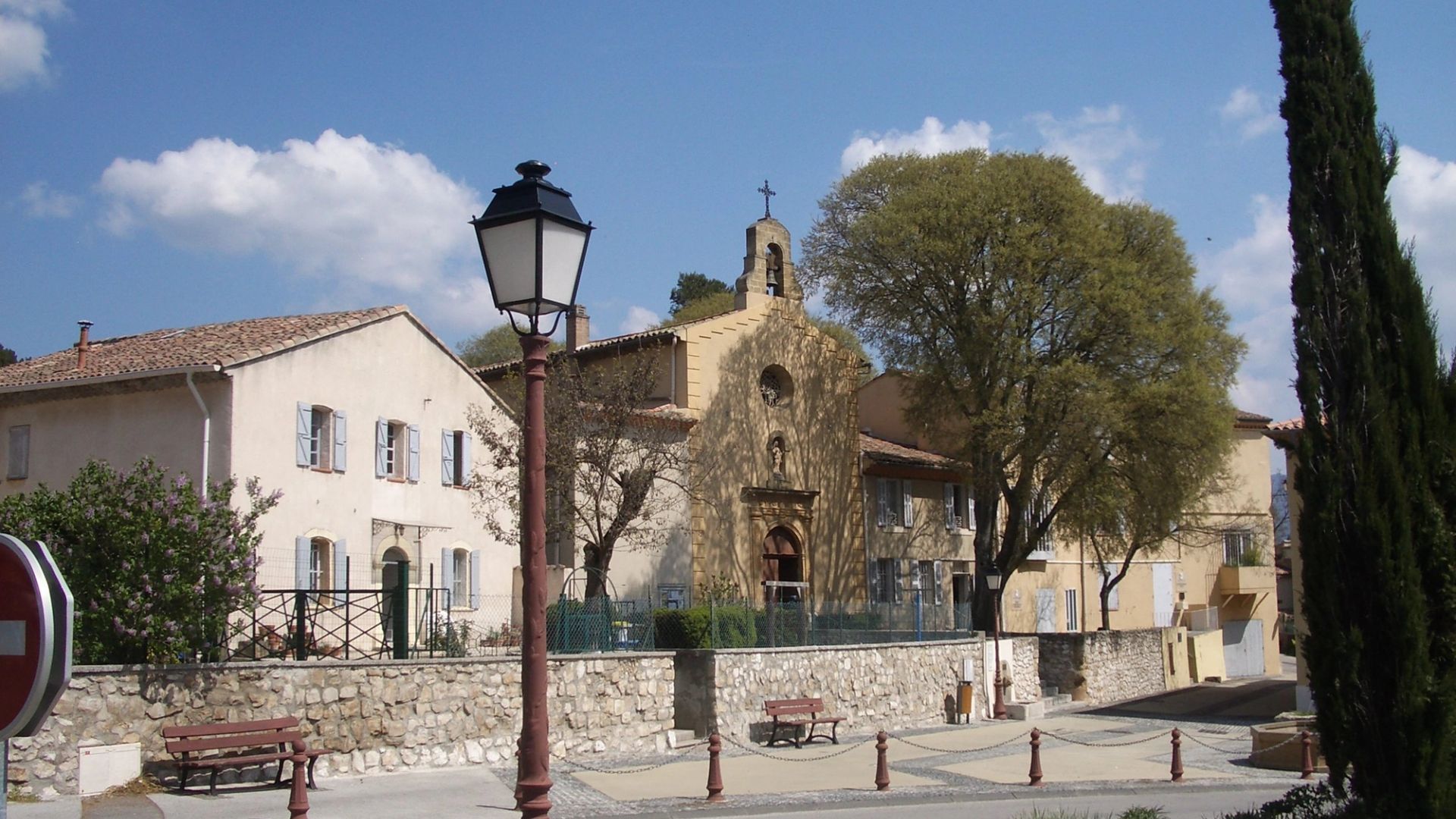 L’église de Meyreuil