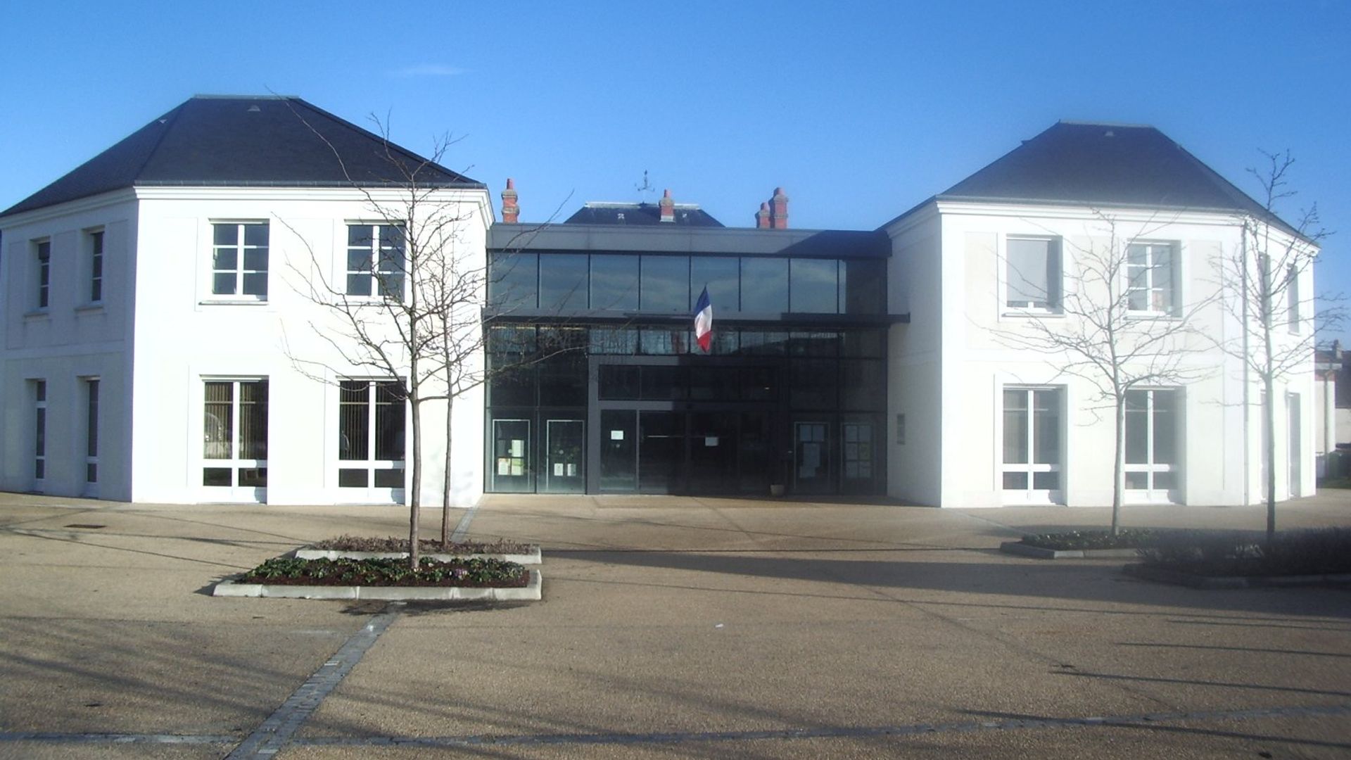 La mairie de Cesson