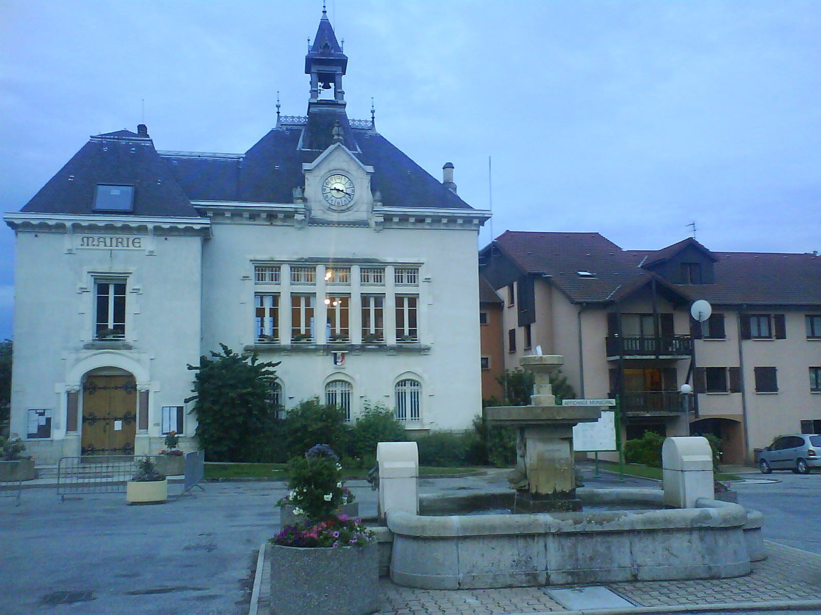 La mairie de Chapareillan