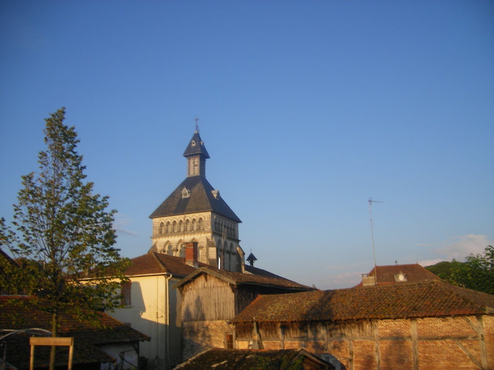 Vue de Parentis-en-Born