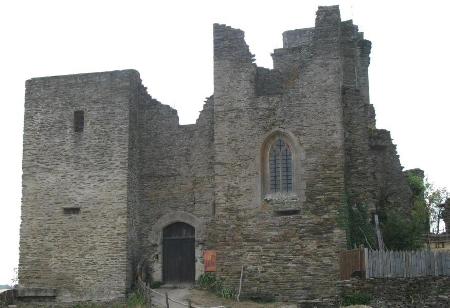 Le château de Lacroix-Barrez