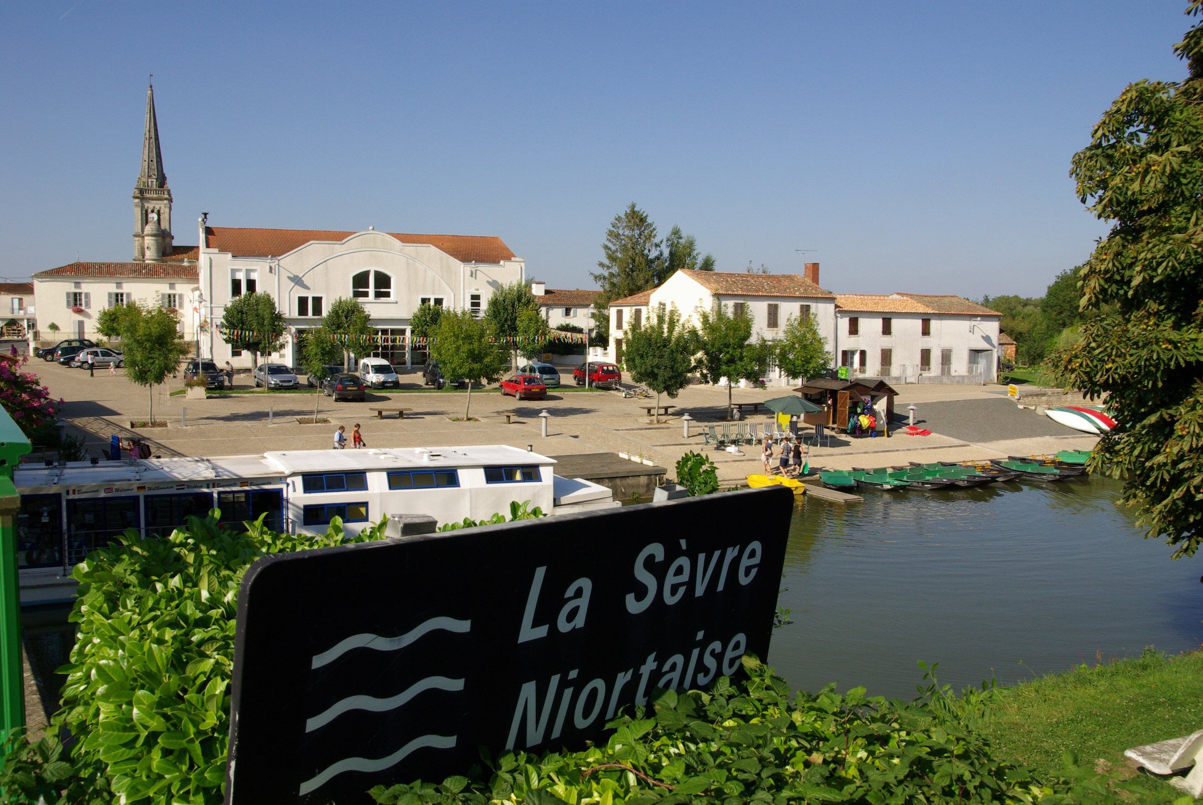 Le port de Damvix
