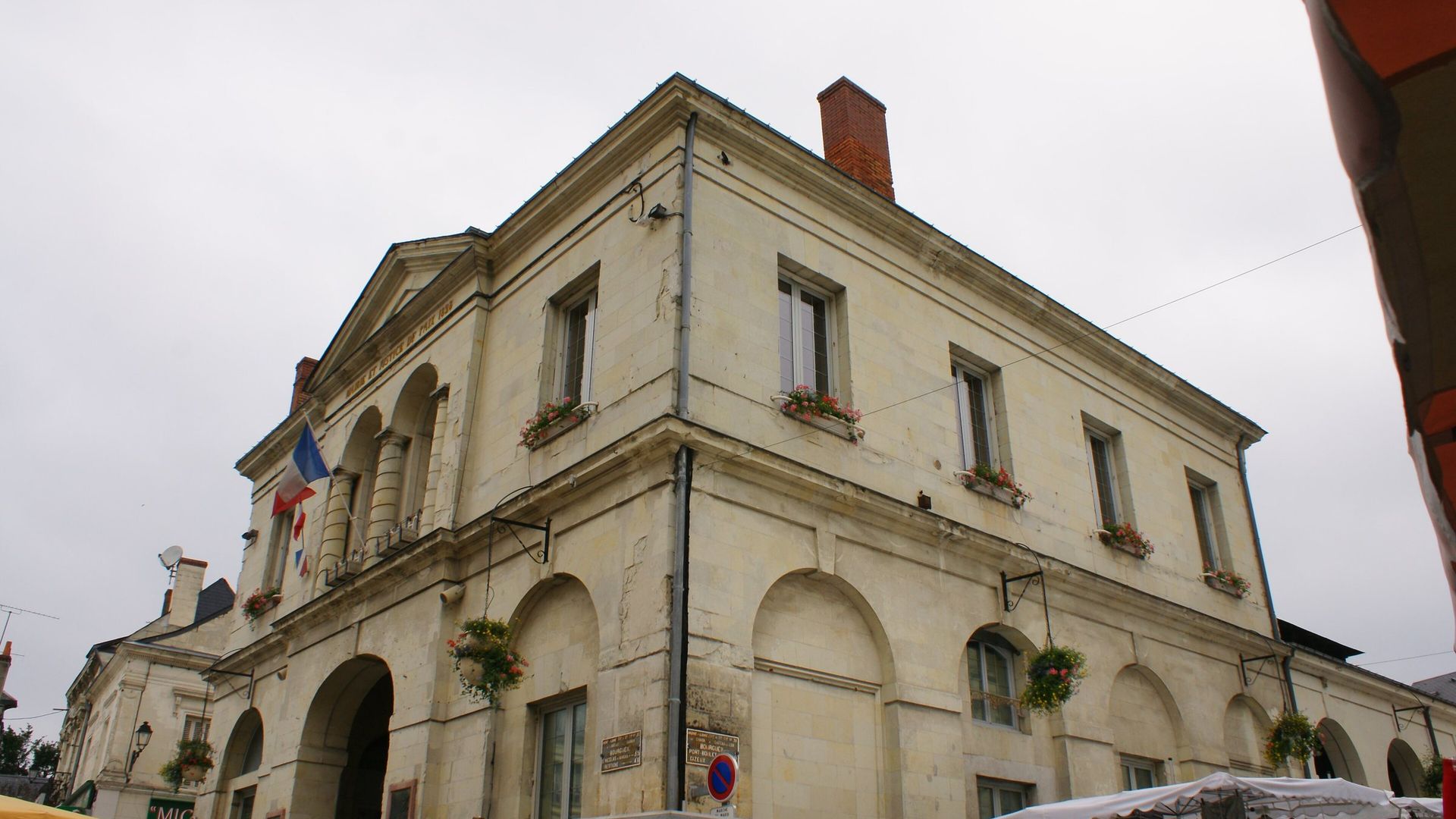 La mairie de Bourgueil