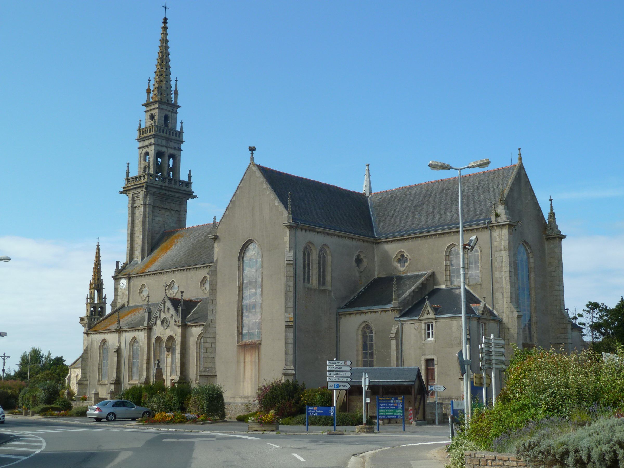 L’église de Kerlouan