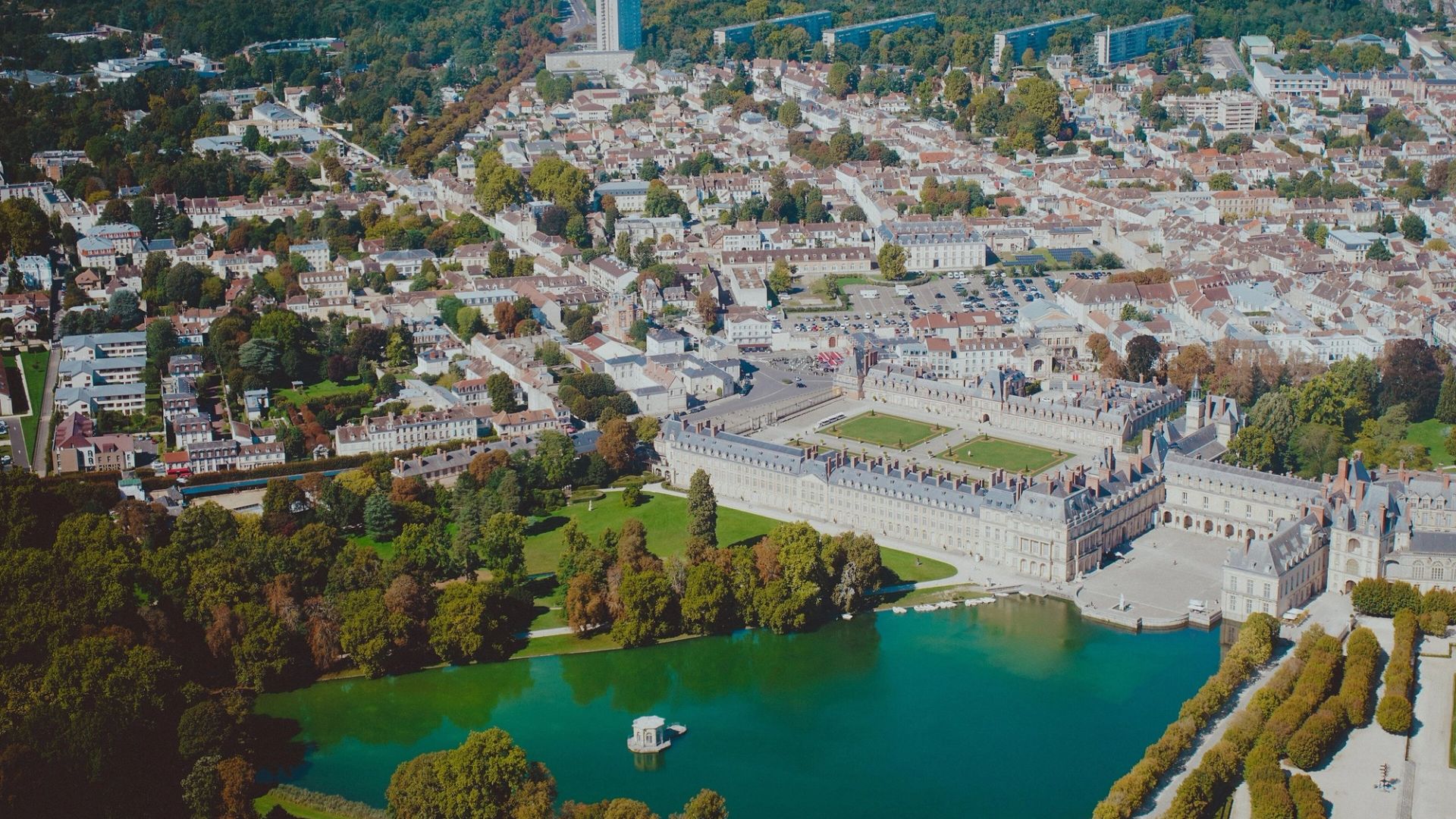 Vue de Fontainebleau