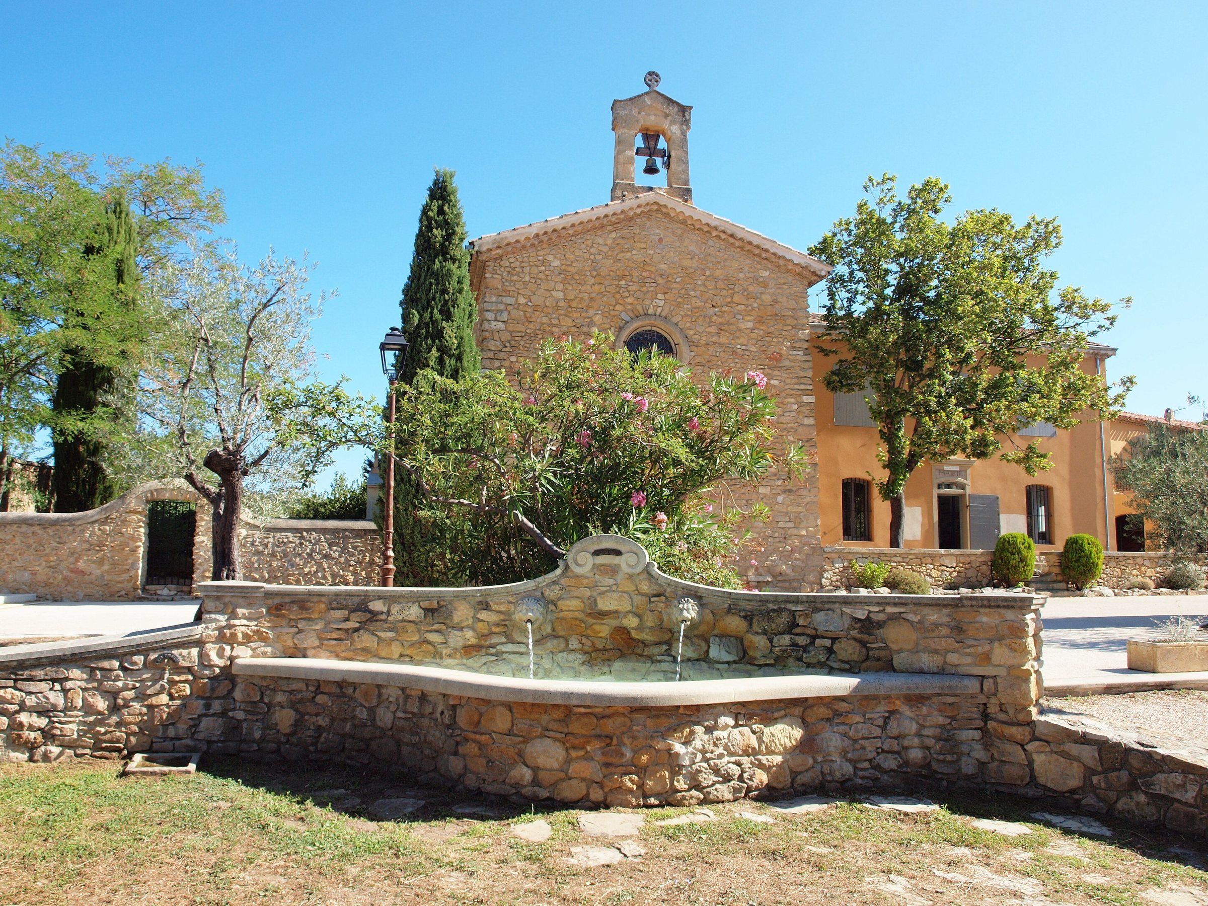 L’église de Saint-Marc-Jaumegarde