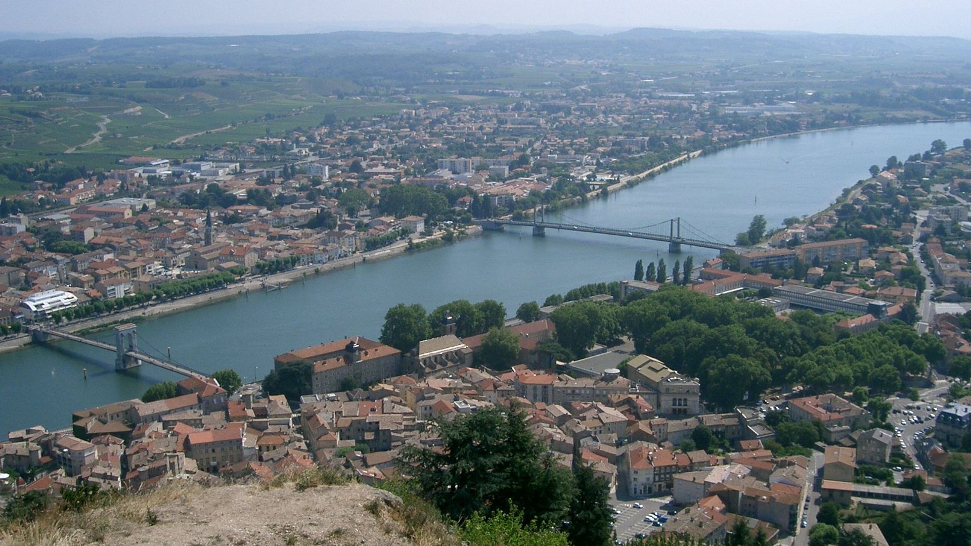 Vue de Tournon-sur-Rhône