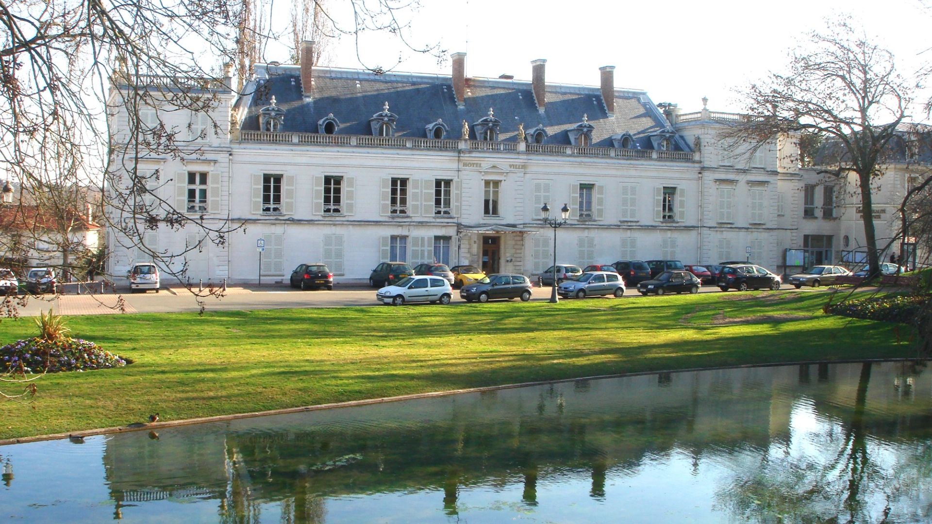 La mairie de Ris-Orangis