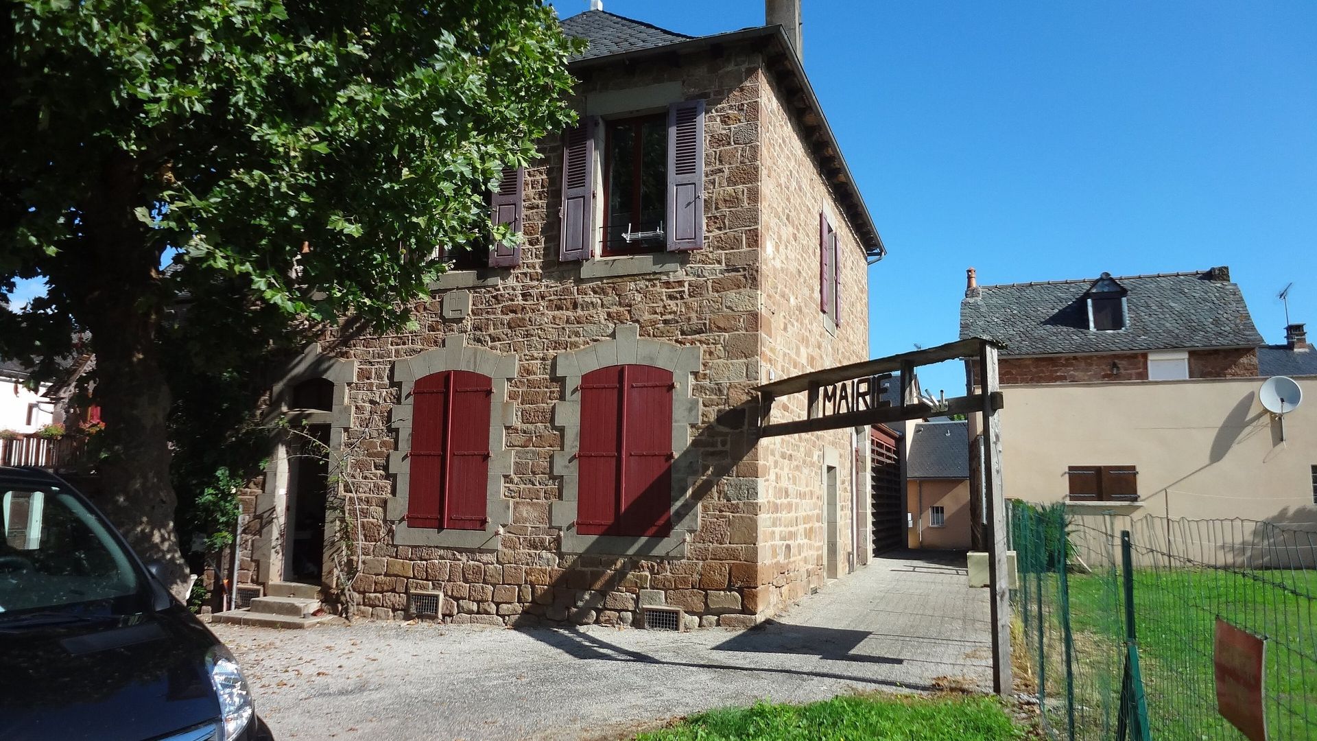 La mairie de Nauviale