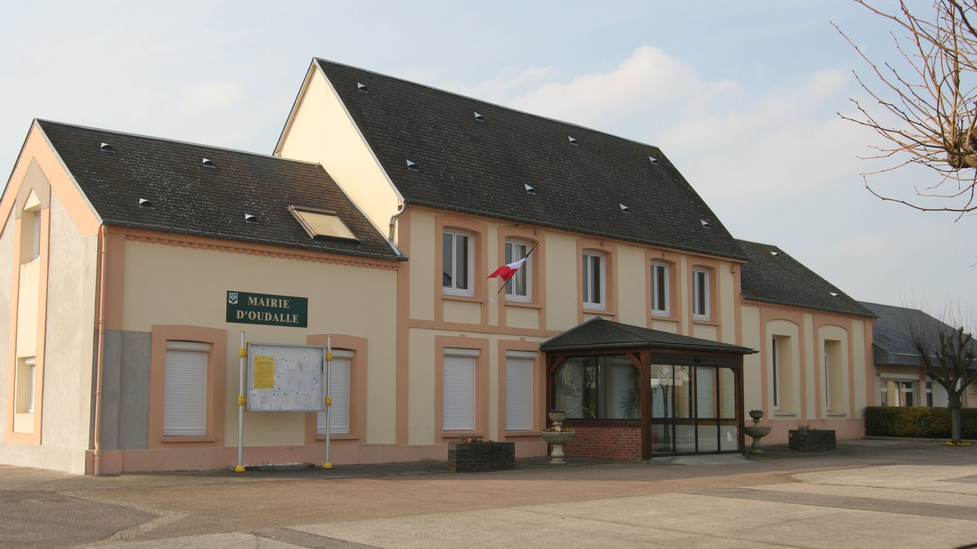 La mairie d’Oudalle