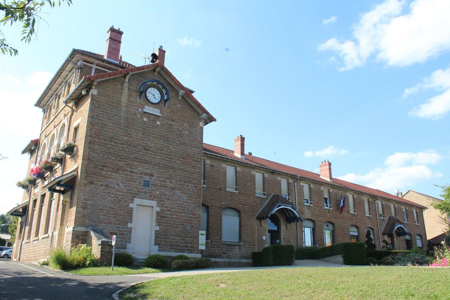 La mairie de Charnay-lès-Mâcon