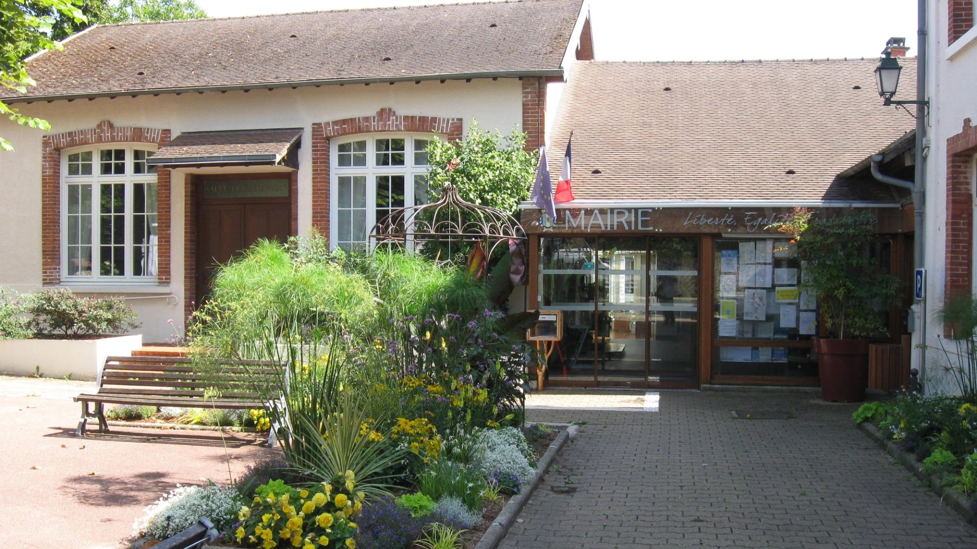 La mairie de Lésigny