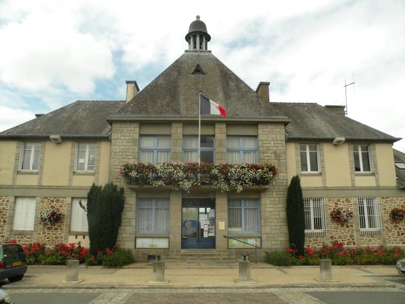 La mairie de Bécherel