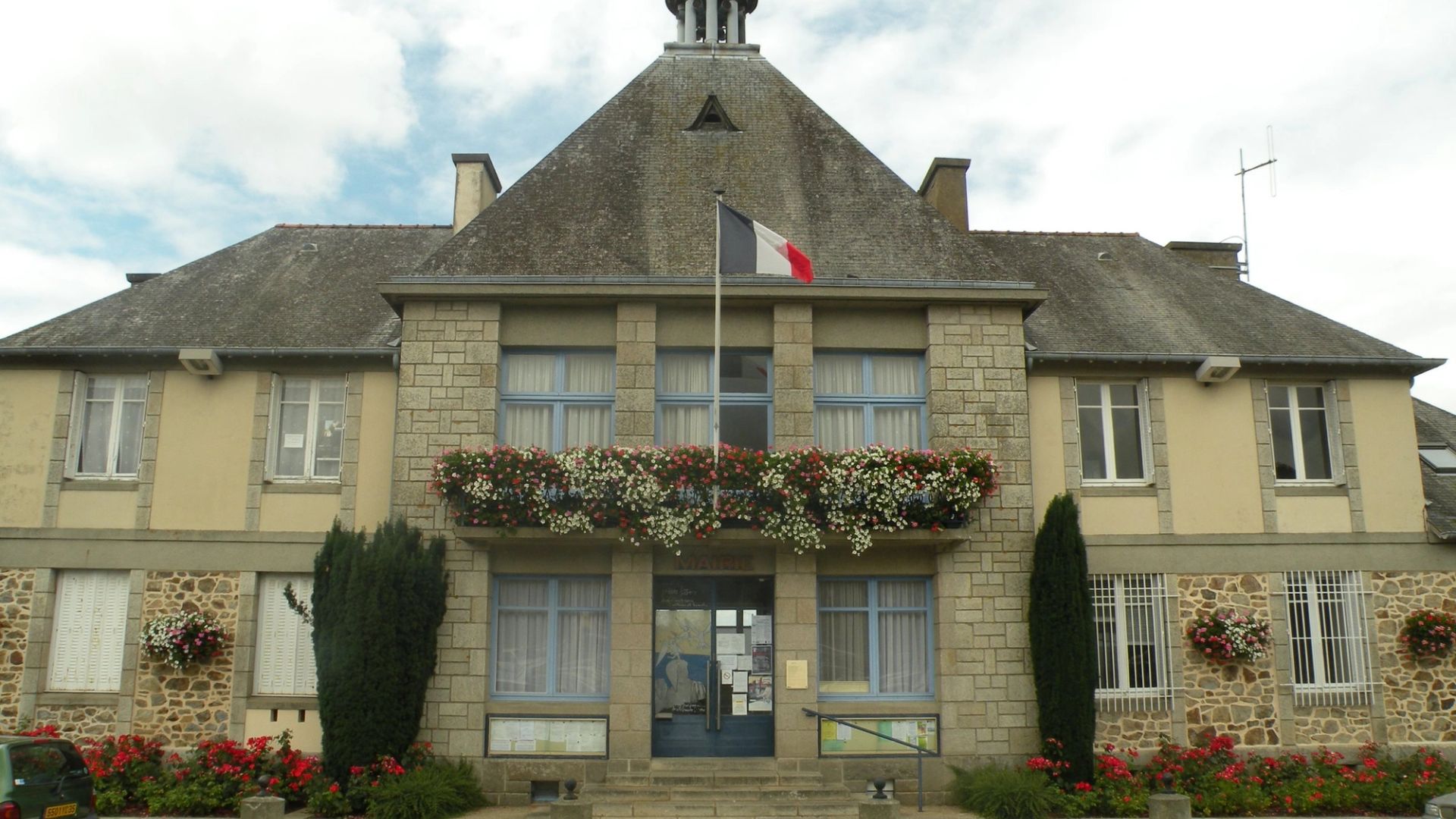 La mairie de Bécherel