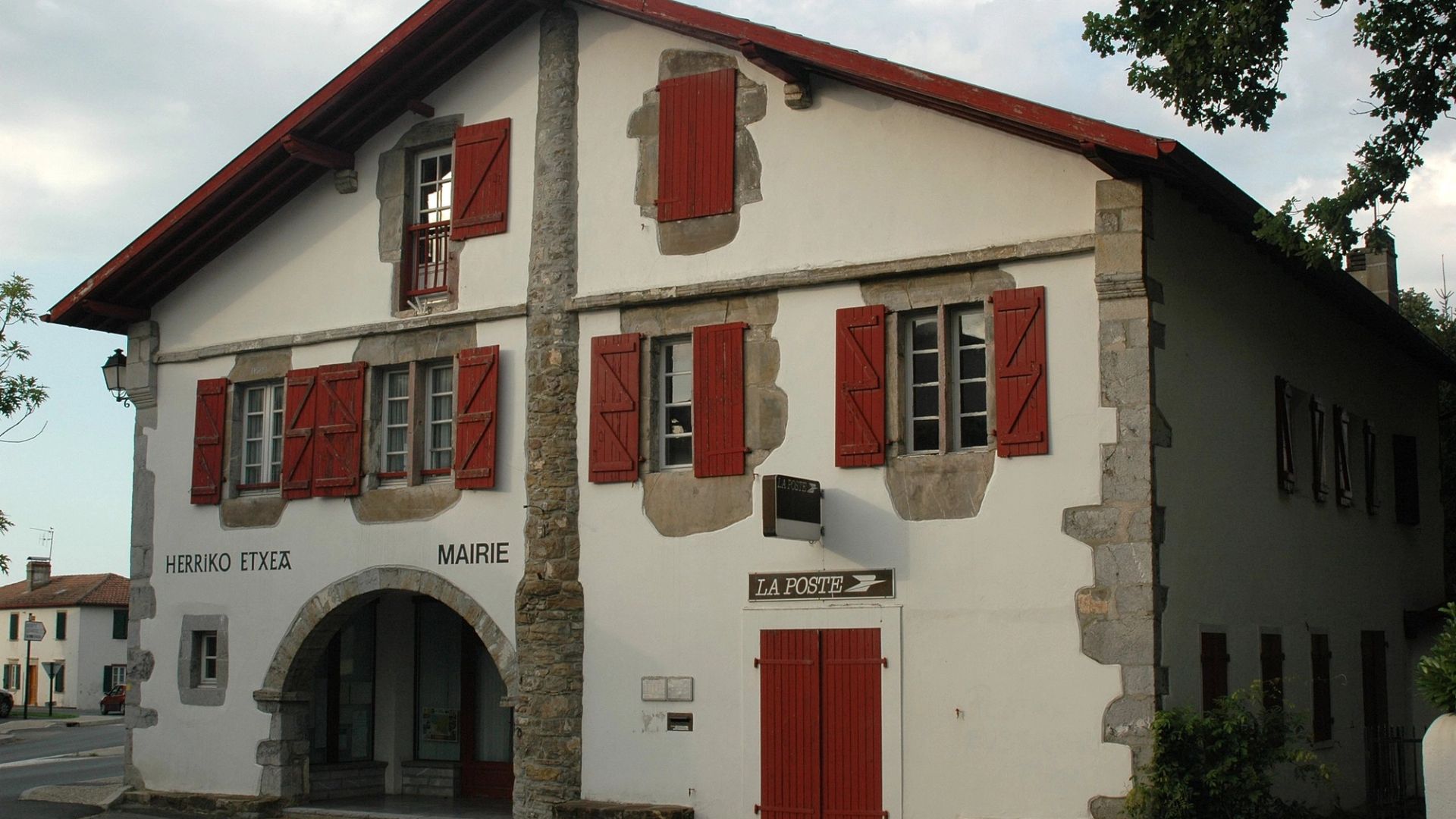 La mairie de Larressore